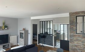 Jaures-Pilier Rouge/App Spacieux/3 Chambres/6 Pers